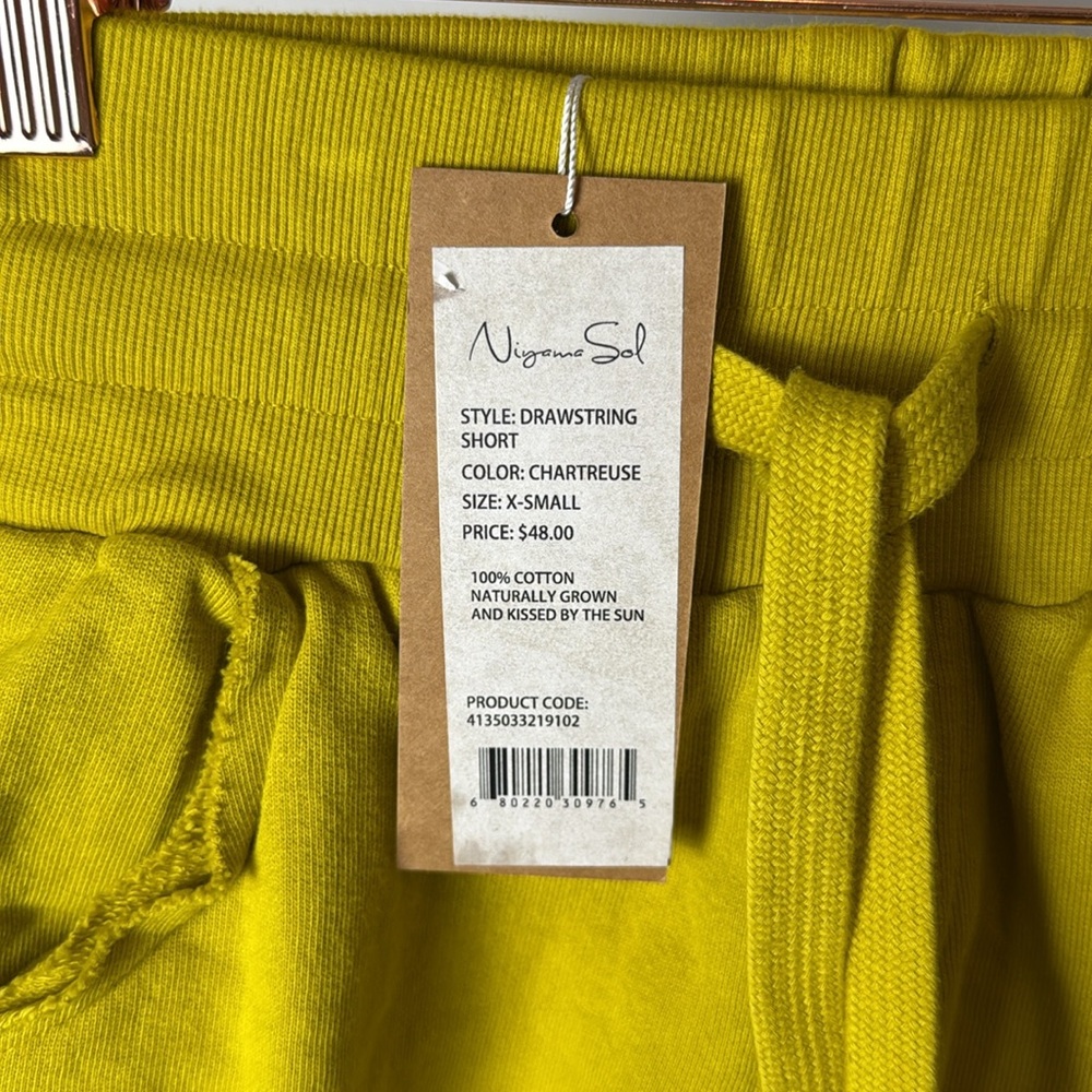 Niyama Sol Shorts - Picture 3 of 8